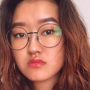 Meet your Posher, Arlene